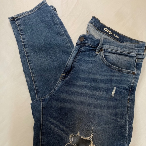 Gap 1969 Ripped Jeans - Picture 4 of 4